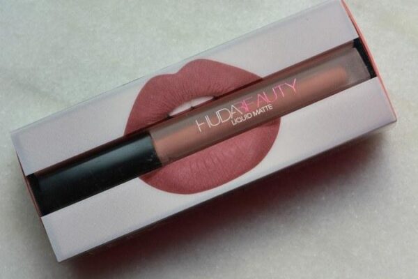 Huda Beauty Matte Lip Gloss