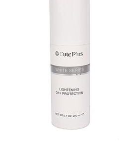 Cute Plus White Series Lightening Day Protection 200ml