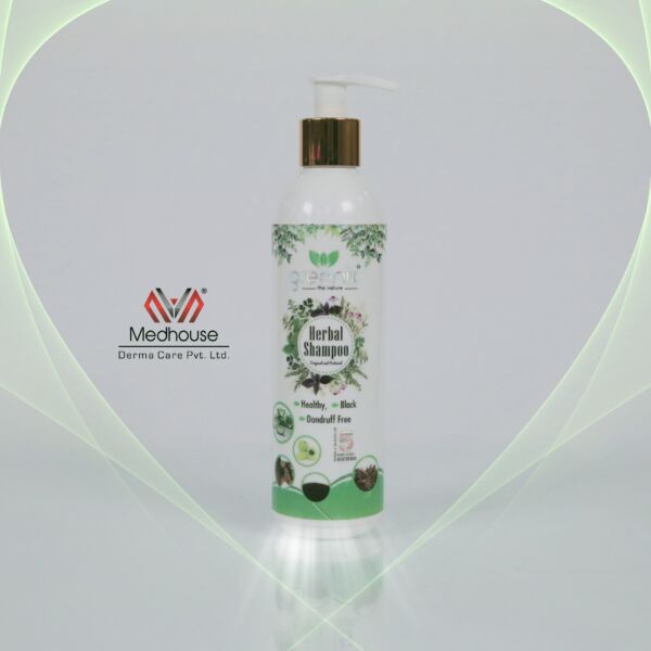 Greenix Herbal Shampoo (250ml)